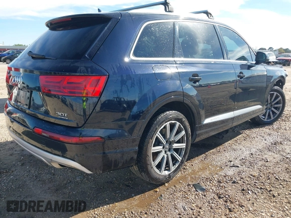 2017 Audi Q7 Premium Plus z VIN WA1LAAF74HD044974, wystawiony jako IAAI lot #41823974 z przebiegiem 135 619 mil mil oraz . Historia ofert i sprzedaży dostępna na DreamBid. Obrazek 4.