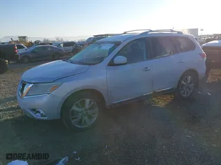 2014 Nissan Pathfinder Platinum with VIN 5N1AR2MM9EC676855, listed as a IAAI auction lot 41450200 with 142,322 mi miles. Bid and sale history available at carsss.com. Image 17.