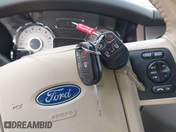 2012 Ford Expedition XLT с VIN 1FMJU1J5XCEF07564, выставлен на аукционе IAAI как лот 41132161 с пробегом 163 598 миль миль и . История ставок и продаж доступна на DreamBid. Изображение 11.