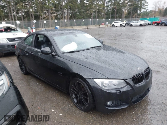 2011 BMW 3 Series 328i xDrive with VIN WBAKF5C59BE654865, listed as a IAAI auction lot 40848193 with 114,490 mi miles. Bid and sale history available at carsss.com. Image 13.