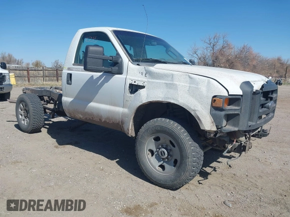 2009 Ford F-250 XL z VIN 1FTNF21599EB08658, wystawiony jako IAAI lot #42032215 z przebiegiem Nie podano mil oraz . Historia ofert i sprzedaży dostępna na DreamBid. Obrazek 1.