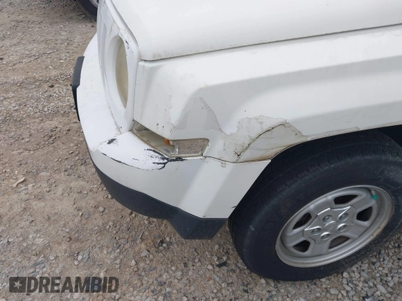 2012 Jeep Patriot Sport with VIN 1C4NJRBB4CD537389, listed as a IAAI auction lot 42462748 with 179,558 mi miles and . Bid and sale history available at DreamBid. Image 12.