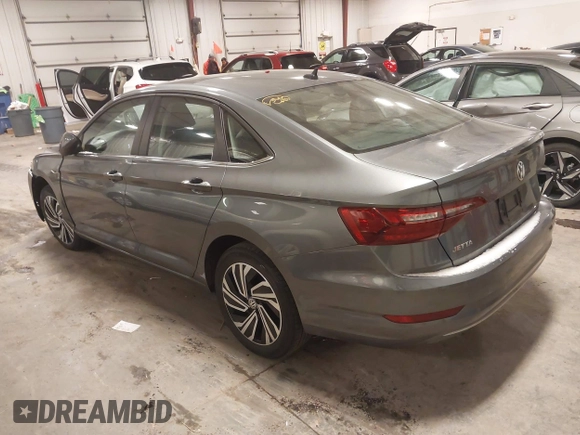 2021 Volkswagen Jetta SEL with VIN 3VWE57BU9MM086571, listed as a IAAI auction lot 41322665 with 33,584 mi miles and . Bid and sale history available at DreamBid. Image 3.