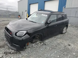 2025 MINI Countryman z VIN WMZ23GA00S7P60432, wystawiony jako Copart lot #53447665 z przebiegiem 6456 mil mil oraz Szkody całkowita. Historia ofert i sprzedaży dostępna na DreamBid. Obrazek 1.