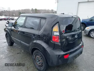 2011 Kia Soul with VIN KNDJT2A12B7303712, listed as a IAAI auction lot 41629793 with 127,167 mi miles. Bid and sale history available at carsss.com. Image 3.