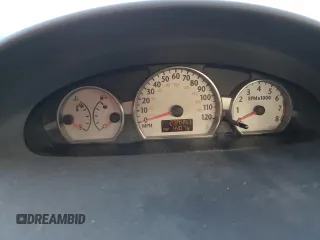 2005 Saturn ION ION 3 z VIN 1G8AL52F85Z104646, wystawiony jako Copart lot #81240794 z przebiegiem 239 497 mil mil oraz Nie do naprawy. Historia ofert i sprzedaży dostępna na DreamBid. Obrazek 9.