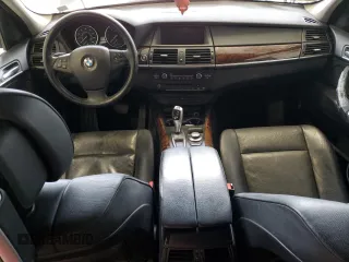 2009 BMW X5 35d z VIN 5UXFF03519LJ96315, wystawiony jako Copart lot #53144725 z przebiegiem Nie podano mil oraz Czysty tytuł • Clean title. Historia ofert i sprzedaży dostępna na DreamBid. Obrazek 8.