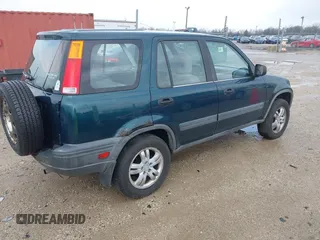 1998 Honda CR-V LX with VIN JHLRD184XWC035146, listed as a IAAI auction lot 41942656 with 261,767 mi miles. Bid and sale history available at carsss.com. Image 4.