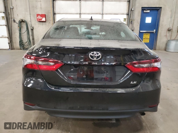 2023 Toyota Camry LE z VIN 4T1R11AK3PU776521, wystawiony jako Copart lot #55927255 z przebiegiem 50 323 mil mil oraz Szkoda całkowita • Salvage title. Historia ofert i sprzedaży dostępna na DreamBid. Obrazek 6.