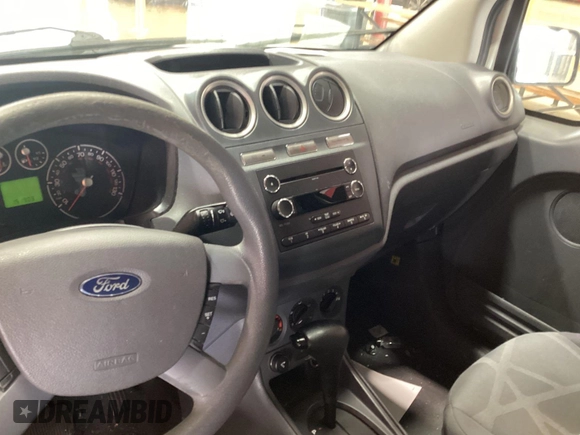 2013 Ford Transit Connect XLT z VIN NM0LS7BN2DT141131, wystawiony jako IAAI lot #42571503 z przebiegiem 151 903 mil mil oraz . Historia ofert i sprzedaży dostępna na DreamBid. Obrazek 38.