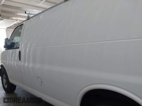 2015 Chevrolet Express Cargo with VIN 1GCWGFCF9F1277631, listed as a IAAI auction lot 42528992 with 243,209 mi miles and . Bid and sale history available at DreamBid. Image 14.