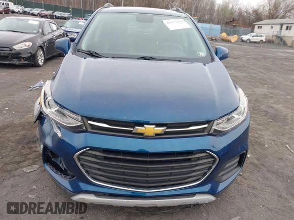 2019 Chevrolet Trax LT with VIN 3GNCJPSB8KL305731, listed as a IAAI auction lot 41953636 with 99,983 mi miles. Bid and sale history available at carsss.com. Image 12.
