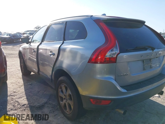 2012 Volvo XC60 3.2L с VIN YV4952DL0C2316433, выставлен на аукционе IAAI как лот 41496699 с пробегом 199 557 миль миль и . История ставок и продаж доступна на DreamBid. Изображение 3.