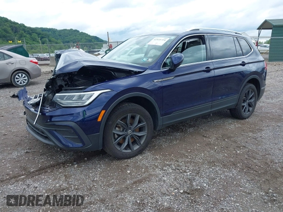2022 Volkswagen Tiguan SE z VIN 3VV2B7AX2NM174360, wystawiony jako IAAI lot #42535724 z przebiegiem 34 723 mil mil oraz . Historia ofert i sprzedaży dostępna na DreamBid. Obrazek 18.