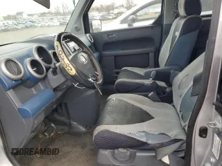 2005 Honda Element EX with VIN 5J6YH18685L015615, listed as a Copart auction lot 43807485 with 306,146 mi miles and Salvage Title. Bid and sale history available at DreamBid. Image 7.