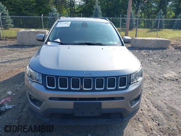 2018 Jeep Compass Latitude with VIN 3C4NJDBB6JT200846, listed as a IAAI auction lot 42777847 with 170,481 mi miles and . Bid and sale history available at DreamBid. Image 11.