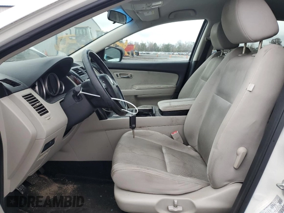2011 Mazda CX-9 Sport with VIN JM3TB3BV9B0317948, listed as a Copart auction lot 84516814 with 141,935 mi miles and Clean Title. Bid and sale history available at DreamBid. Image 7.