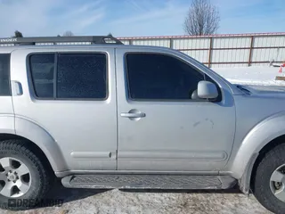 2006 Nissan Pathfinder SE with VIN 5N1AR18W06C649633, listed as a IAAI auction lot 41577009 with 137,557 mi miles. Bid and sale history available at carsss.com. Image 13.