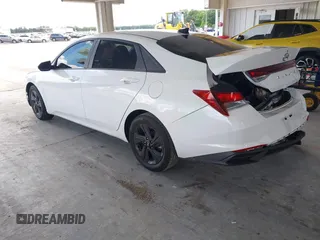 2023 Hyundai Elantra SEL with VIN 5NPLM4AG9PH104424, listed as a IAAI auction lot 42252864 with 39,297 mi miles and . Bid and sale history available at DreamBid. Image 3.