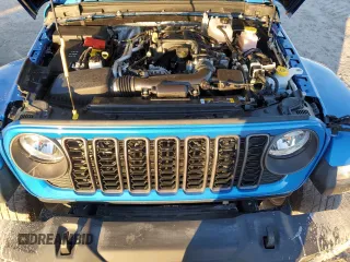 2024 Jeep Gladiator Sport z VIN 1C6HJTAG8RL127627, wystawiony jako Copart lot #87679635 z przebiegiem Nie podano mil oraz Nie do naprawy • Non repairable. Historia ofert i sprzedaży dostępna na DreamBid. Obrazek 12.