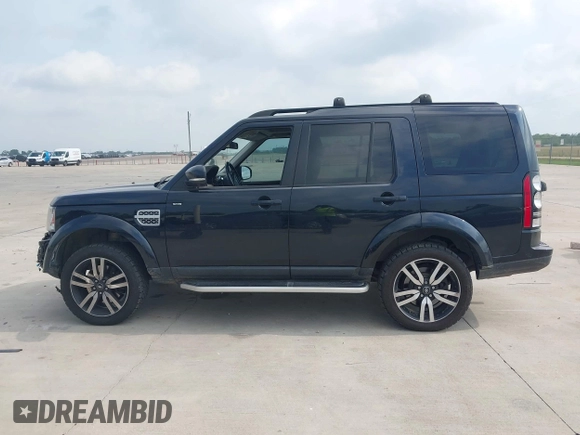 2015 Land Rover LR4 Lux with VIN SALAK2V68FA752645, listed as a IAAI auction lot 42252331 with 114,114 mi miles and . Bid and sale history available at DreamBid. Image 14.