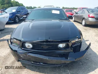 2012 Ford Mustang GT Premium с VIN 1ZVBP8CF2C5251013, выставлен на аукционе IAAI как лот 42376958 с пробегом 63 474 миль миль и . История ставок и продаж доступна на DreamBid. Изображение 6.