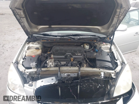 2011 Buick Lucerne CXL with VIN 1G4HC5EM2BU112129, listed as a IAAI auction lot 41190897 with 272,076 mi miles and . Bid and sale history available at carsss.com. Image 10.