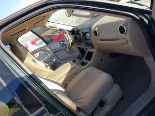 2004 Ford Expedition Special Service with VIN 1FMRU15W14LA12589, listed as a IAAI auction lot 41363469 with 210,280 mi miles. Bid and sale history available at carsss.com. Image 5.