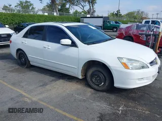 2005 Honda Accord EX with VIN 1HGCM56725A027934, listed as a IAAI auction lot 42178150 with 362,330 mi miles and . Bid and sale history available at DreamBid. Image 1.