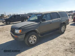 1997 Toyota 4Runner z VIN JT3HM84R2V0025461, wystawiony jako Copart lot #43767675 z przebiegiem 245 018 mil mil oraz Czysty tytuł • Clean title. Historia ofert i sprzedaży dostępna na DreamBid. Obrazek 1.