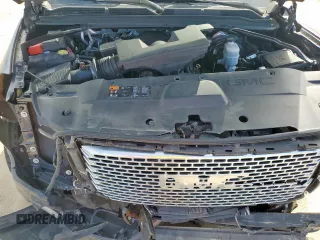 2016 GMC Yukon SLE with VIN 1GKS2AKC2GR240564, listed as a Copart auction lot 46847445 with 134,986 mi miles and Salvage Title. Bid and sale history available at carsss.com. Image 12.