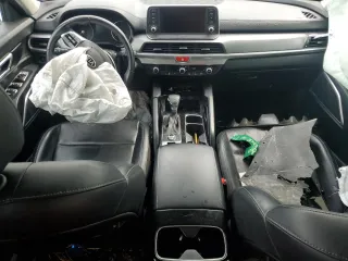 2021 Kia Telluride LX with VIN 5XYP2DHC8MG160478, listed as a Copart auction lot 51707445 with 52,934 mi miles and Salvage title. Bid and sale history available at DreamBid. Image 8.
