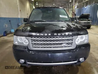 2010 Land Rover Range Rover SC z VIN SALMF1E47AA316386, wystawiony jako Copart lot #47885225 z przebiegiem 149 463 mil mil oraz Czysty tytuł • Clean title. Historia ofert i sprzedaży dostępna na DreamBid. Obrazek 5.