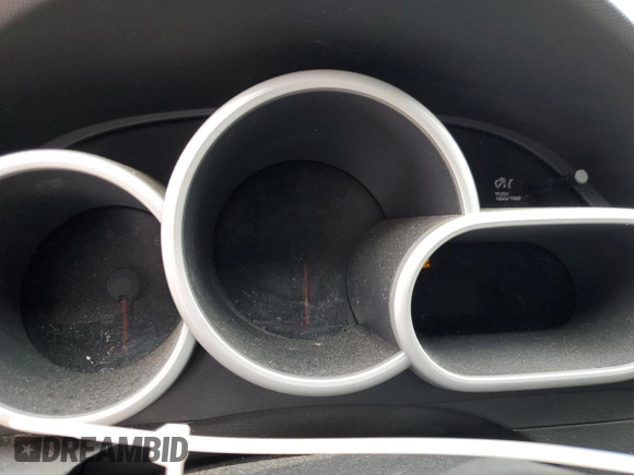 2010 Toyota Matrix z VIN 2T1KU4EE3AC484665, wystawiony jako Copart lot #54754815 z przebiegiem 96 658 mil mil oraz Szkoda całkowita • Salvage title. Historia ofert i sprzedaży dostępna na DreamBid. Obrazek 9.