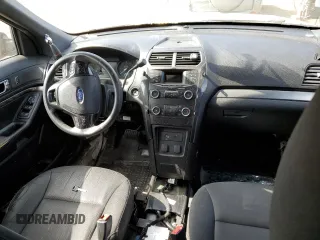 2019 Ford Police Interceptor Utility z VIN 1FM5K8AR8KGB23045, wystawiony jako Copart lot #43536005 z przebiegiem 93 164 mil mil oraz Szkoda całkowita • Salvage title. Historia ofert i sprzedaży dostępna na DreamBid. Obrazek 8.