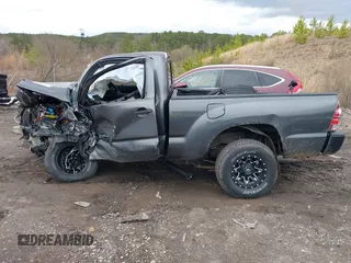2010 Toyota Tacoma with VIN 5TENX4CN1AZ673915, listed as a IAAI auction lot 41730208 with 208,094 mi miles and . Bid and sale history available at DreamBid. Image 14.