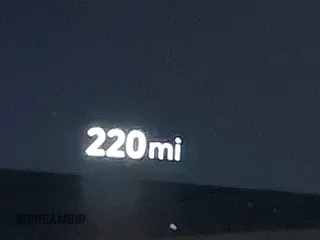 2025 Toyota Camry LE z VIN 4T1DBADK4SU520156, wystawiony jako IAAI lot #41865277 z przebiegiem 220 mil mil oraz . Historia ofert i sprzedaży dostępna na DreamBid. Obrazek 16.