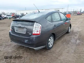 2008 Toyota Prius with VIN JTDKB20U383391706, listed as a IAAI auction lot 42096879 with 201,313 mi miles. Bid and sale history available at carsss.com. Image 4.