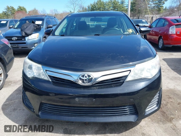 2013 Toyota Camry L with VIN 4T1BF1FK0DU706255, listed as a IAAI auction lot 42026182 with 88,372 mi miles. Bid and sale history available at carsss.com. Image 12.