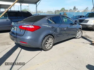 2014 Kia Forte LX with VIN KNAFX4A67E5182013, listed as a IAAI auction lot 41878931 with 35,967 mi miles. Bid and sale history available at carsss.com. Image 4.