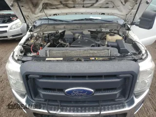 2013 Ford F-350 XL with VIN 1FT8X3B64DEB77676, listed as a Copart auction lot 48233475 with 205,292 mi miles and Clean title. Bid and sale history available at DreamBid. Image 11.