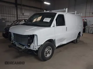 2022 GMC Savana Cargo Van with VIN 1GTW7AF77N1222004, listed as a IAAI auction lot 40864118 with 66,592 mi miles. Bid and sale history available at carsss.com. Image 18.