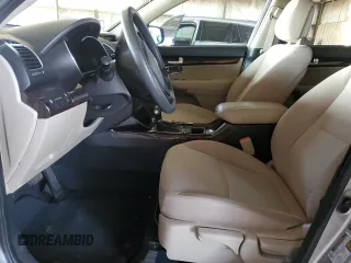 2014 Kia Sorento LX with VIN 5XYKT4A71EG462250, listed as a Copart auction lot 50083895 with 106,370 mi miles and Clean Title. Bid and sale history available at carsss.com. Image 7.