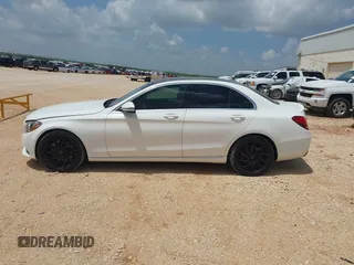 2017 Mercedes-Benz C 300 с VIN 55SWF4JB6HU199101, выставлен на аукционе IAAI как лот 42749352 с пробегом 123 279 миль миль и . История ставок и продаж доступна на DreamBid. Изображение 14.