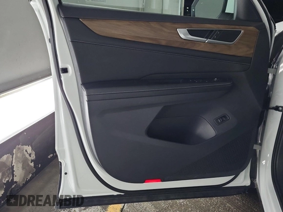 2024 Volkswagen Atlas SE с VIN 1V2HR2CA9RC564720, выставлен на аукционе IAAI как лот 42774211 с пробегом 22 207 миль миль и . История ставок и продаж доступна на DreamBid. Изображение 43.