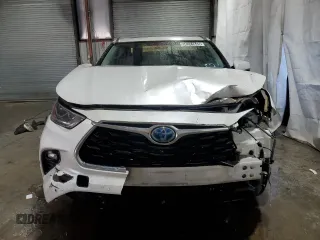 2023 Toyota Highlander Hybrid Limited with VIN 5TDXBRCH6PS581753, listed as a Copart auction lot 58241645 with 59,163 mi miles and Clean title. Bid and sale history available at DreamBid. Image 5.