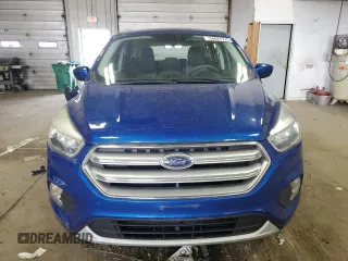 2017 Ford Escape SE with VIN 1FMCU9GD8HUB88250, listed as a Copart auction lot 54827775 with 77,673 mi miles and Clean Title. Bid and sale history available at DreamBid. Image 5.