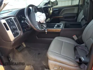 2018 GMC Sierra 1500 SLT z VIN 3GTU2NEC1JG163426, wystawiony jako Copart lot #52675585 z przebiegiem Nie podano mil oraz Szkoda całkowita • Salvage title. Historia ofert i sprzedaży dostępna na DreamBid. Obrazek 7.