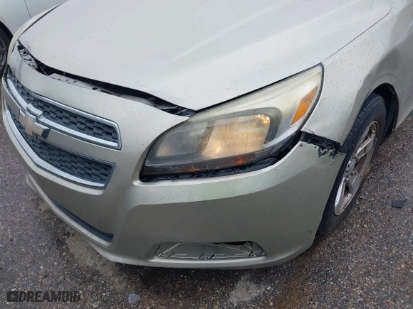 2013 Chevrolet Malibu LS with VIN 1G11B5SAXDF236880, listed as a IAAI auction lot 41897026 with 208,643 mi miles. Bid and sale history available at carsss.com. Image 12.