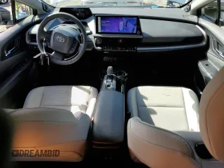 2023 Toyota Prius LE with VIN JTDADABU8P3002408, listed as a Copart auction lot 47490975 with 34,846 mi miles and Salvage Title. Bid and sale history available at DreamBid. Image 8.